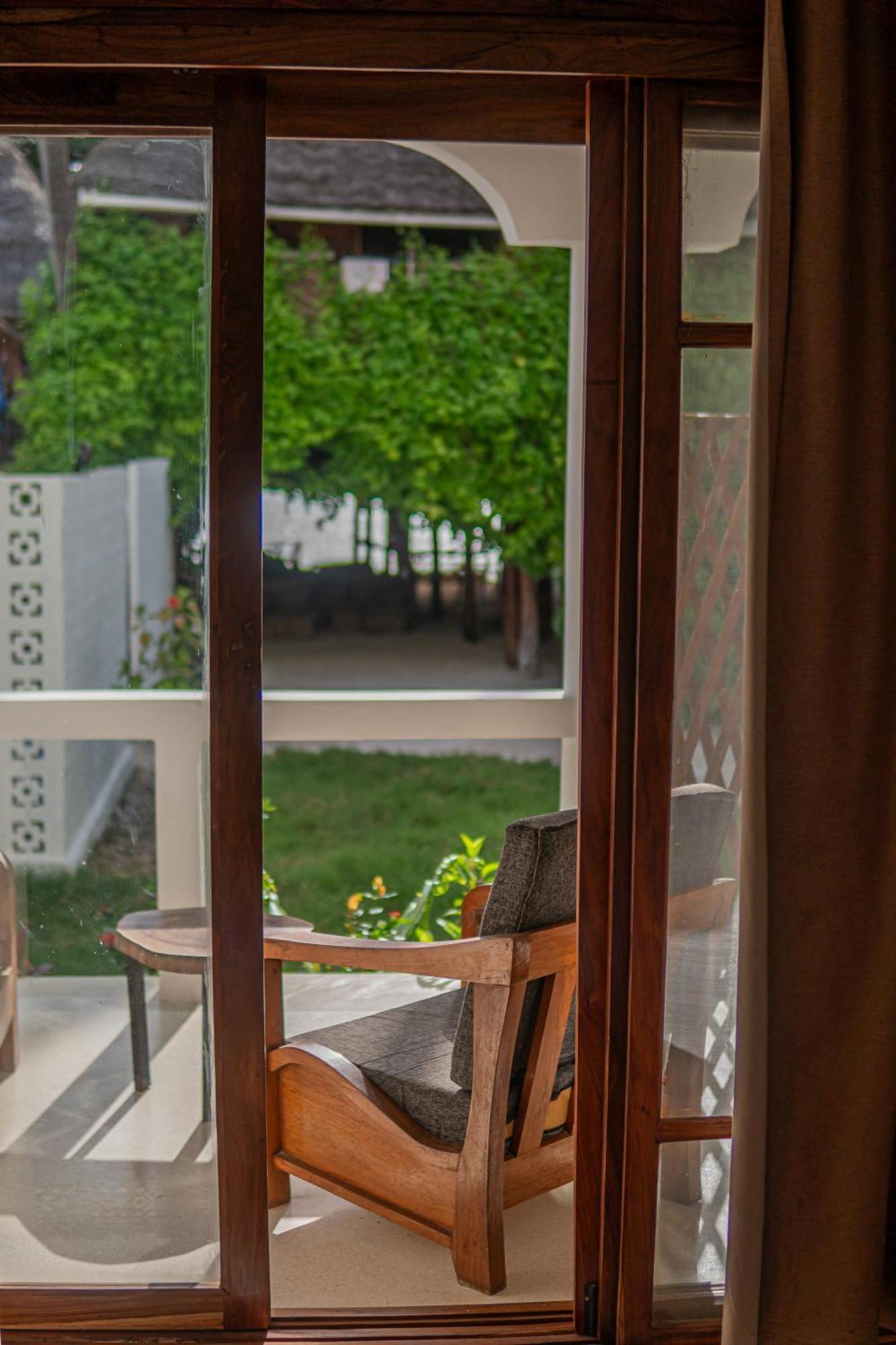 Oxygen Paje Hotel Экстерьер фото
